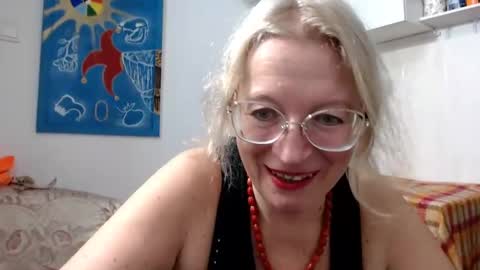 Snapshot of zosya1111 chatting on 11.09.25 Zosya1111 online show from 11.09.25