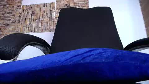 Snapshot of zousxxx chatting on 02.04.26 zousxxx online show from 02.04.26