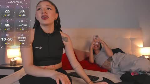 Snapshot of zowi_hottiee chatting on 01.11.25 cintya kors online show from 01.11.25