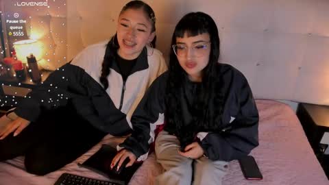 Snapshot of zowi_hottiee chatting on 01.16.25 cintya kors online show from 01.16.25