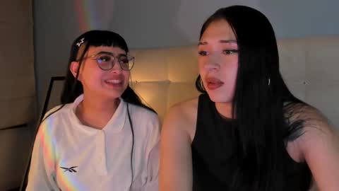 Snapshot of zowi_hottiee chatting on 09.20.25 cintya kors online show from 09.20.25