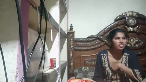 zoyakhan803 online show from 02.15.25