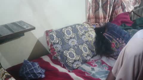 zoyakhan803 online show from 02.24.25