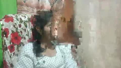 zoyakhan803 online show from 10.28.25