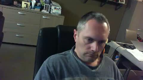 Snapshot of zultem chatting on 01.03.25 zultem online show from 01.03.25