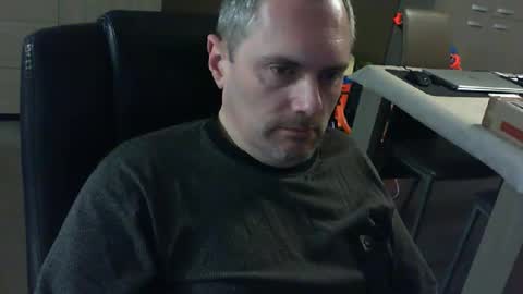 Snapshot of zultem chatting on 01.22.25 zultem online show from 01.22.25