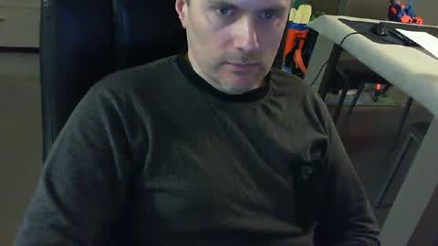 Snapshot of zultem chatting on 01.27.25 zultem online show from 01.27.25