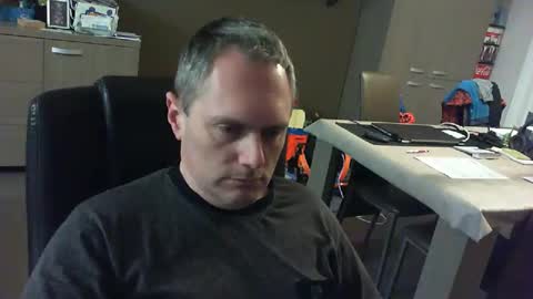 Snapshot of zultem chatting on 02.05.25 zultem online show from 02.05.25