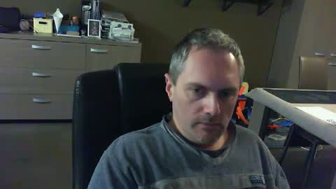 Snapshot of zultem chatting on 02.13.25 zultem online show from 02.13.25