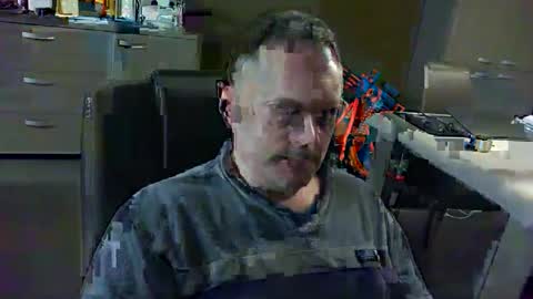 Snapshot of zultem chatting on 03.05.25 zultem online show from 03.05.25