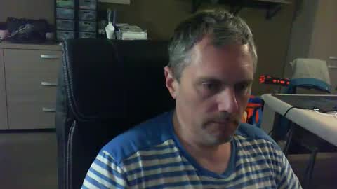 Snapshot of zultem chatting on 04.22.26 zultem online show from 04.22.26