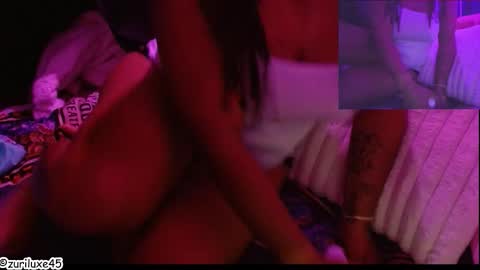 Snapshot of zuriluxe45 chatting on 10.21.25 zuriluxe45 online show from 10.21.25