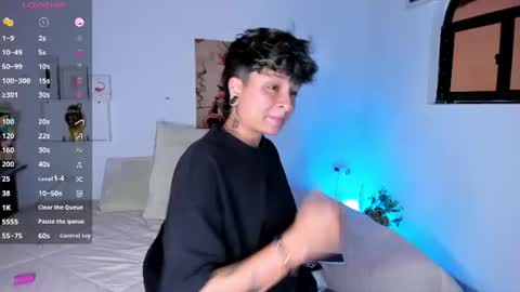 Snapshot of zuryramirez_ chatting on 06.20.26 Zury Ramirez online show from 06.20.26