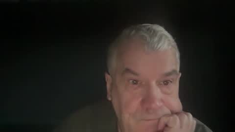 Snapshot of zwickauer1969 chatting on 12.02.25 zwickauer1969 online show from 12.02.25