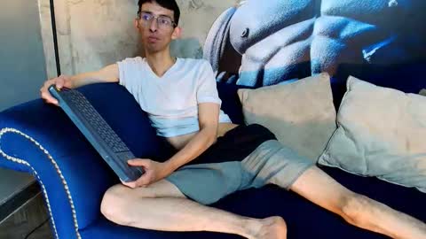 Zyro Nigth online show from 11.24.25