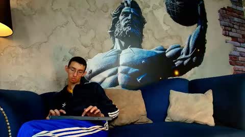 Zyro Nigth online show from 01.05.26