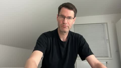 Snapshot of zzz123_cam chatting on 05.31.26 zzz123_cam online show from 05.31.26
