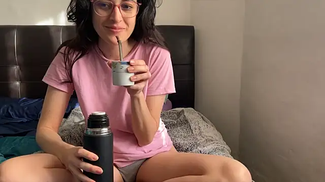 Snapshot of Lunaabbey chatting on 02.23.26 Lunaabbey online show from 02.23.26