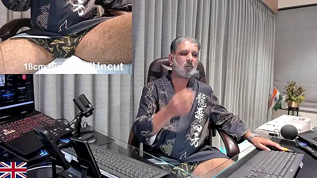 OnlineBossUK online show from 03.12.26