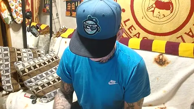 DADDY KANE8--- online show from 02.12.25