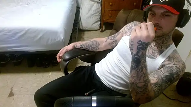 Snapshot of DADDY_KANE8--- chatting on 04.16.26 DADDY KANE8--- online show from 04.16.26