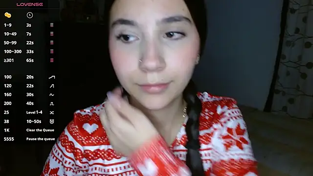 Snapshot of mia__lopez_ chatting on 12.30.24 mia lopez online show from 12.30.24