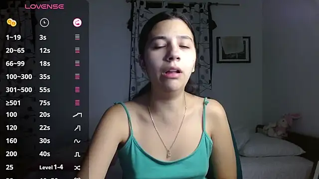 Snapshot of mia__lopez_ chatting on 01.23.25 mia lopez online show from 01.23.25