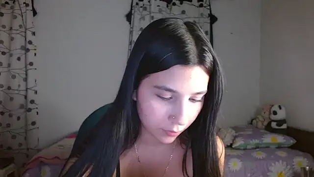Snapshot of mia__lopez_ chatting on 03.07.25 mia lopez online show from 03.07.25