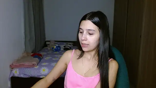 Snapshot of mia__lopez_ chatting on 09.10.25 mia lopez online show from 09.10.25