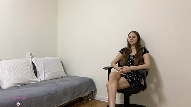 Snapshot of SunriseGuys chatting on 04.06.26 SunriseGuys online show from 04.06.26