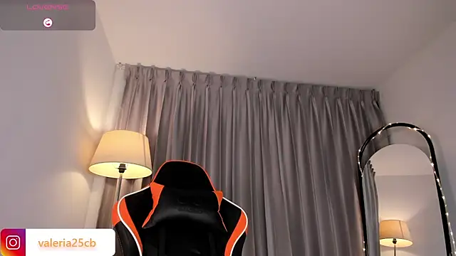 valeriia25  online show from 12.10.24