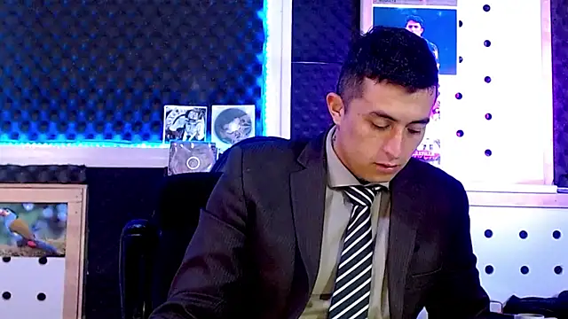 Darko0717 online show from 02.21.25