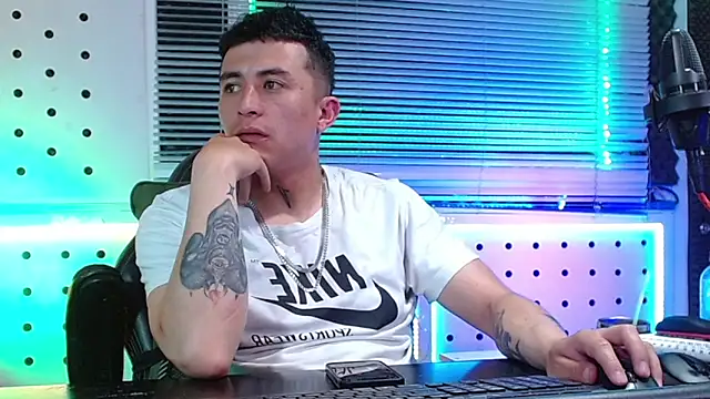 Darko0717 online show from 03.19.26