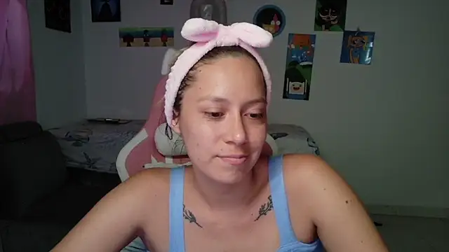 Snapshot of MommyMiaWs chatting on 05.28.26 MommyMiaWs online show from 05.28.26