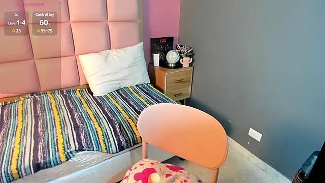 Snapshot of samanthaanderson_ chatting on 01.22.25 samanthaanderson  online show from 01.22.25