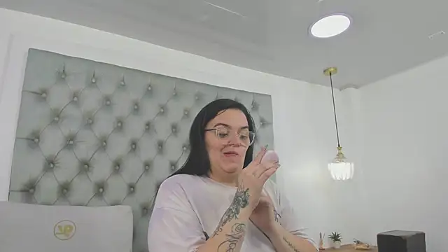 anette cooper online show from 04.08.26