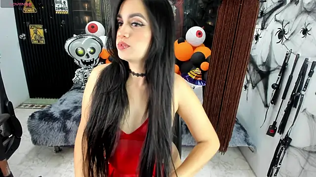 criss 21  online show from 11.07.25