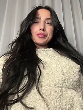 Snapshot of EvaMoet chatting on 12.09.24 EvaMoet online show from 12.09.24