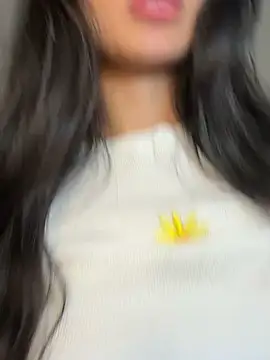 Snapshot of EvaMoet chatting on 03.09.25 EvaMoet online show from 03.09.25