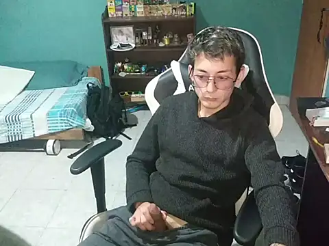 Snapshot of Jughead_16 chatting on 10.13.25 Jughead 16 online show from 10.13.25