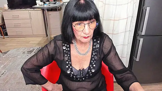 Tina Joness online show from 09.20.25