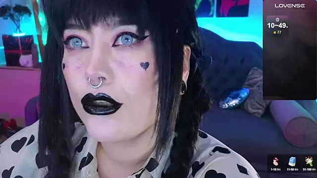 wickedxqueen online show from 12.10.24