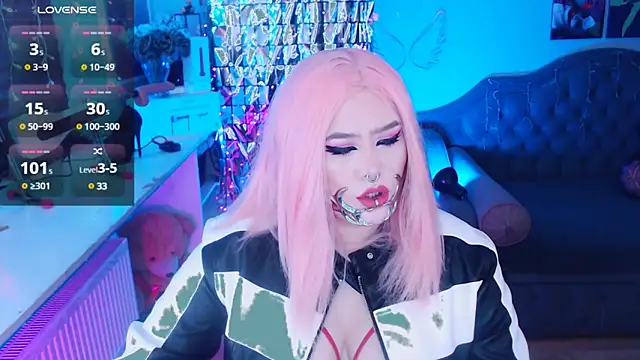 wickedxqueen online show from 02.02.25