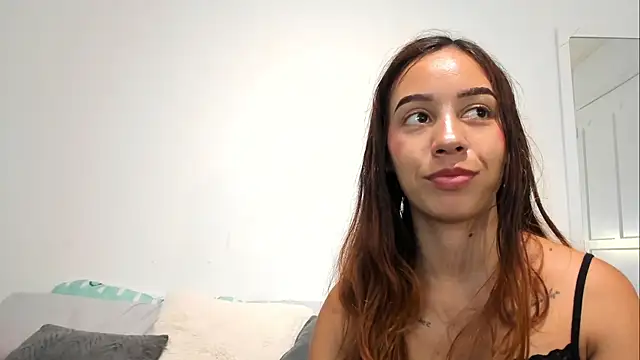 Estrella Duran online show from 03.17.25