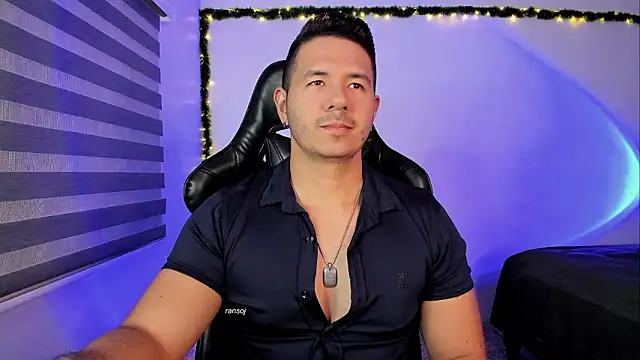 Snapshot of ransoj chatting on 02.28.26 ransoj online show from 02.28.26