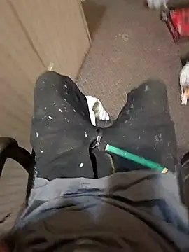 Snapshot of ljbmyweeny chatting on 11.07.25 ljbmyweeny online show from 11.07.25