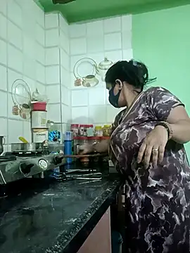 Snapshot of sematomar chatting on 03.04.25 sematomar online show from 03.04.25