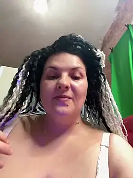 Taisia W online show from 02.14.25