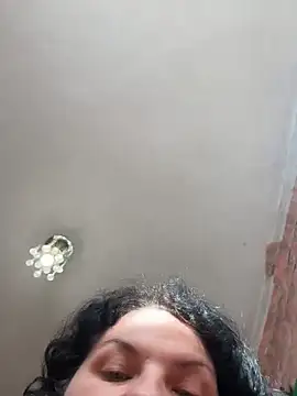 Taisia W online show from 02.27.25