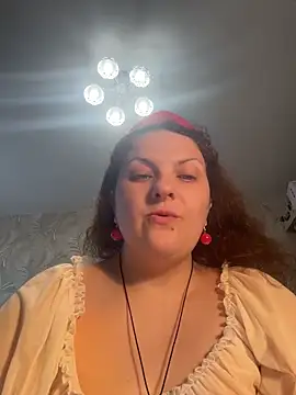 Snapshot of Taisia_W chatting on 04.26.26 Taisia W online show from 04.26.26